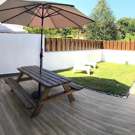 Casas Adosadas Julieta ريباذيسييّا