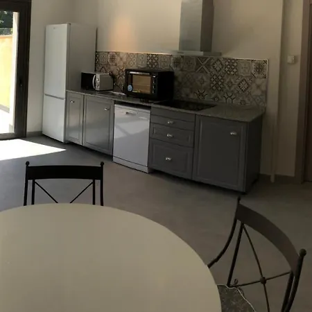 Casas Adosadas Julieta ريباذيسييّا